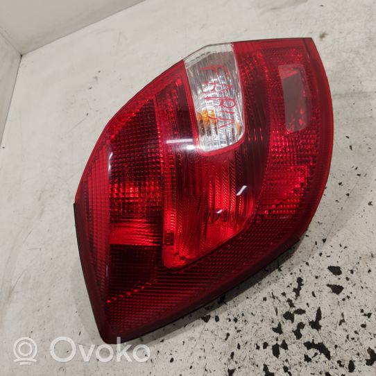 Skoda Fabia Mk2 (5J) Lampa tylna ZSB5J6945095