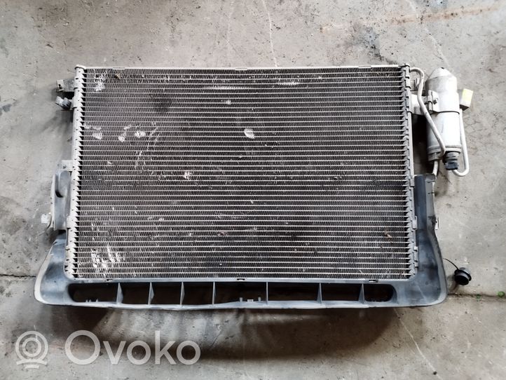 Volvo XC90 Radiateur condenseur de climatisation 