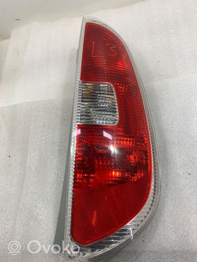 Skoda Roomster (5J) Lampa tylna 5J7945096