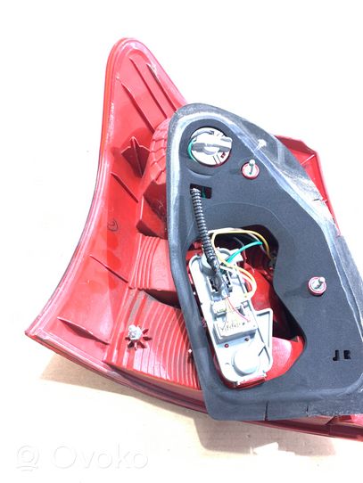 Toyota Yaris Lampa tylna 