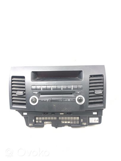 Mitsubishi Lancer X Radio/CD/DVD/GPS-pääyksikkö 8002A378XA