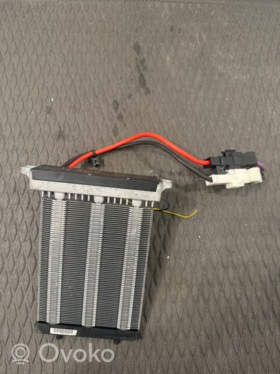 Ford Focus Radiateur électrique de chauffage auxiliaire 0171132112