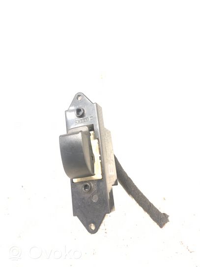 Mitsubishi Colt Electric window control switch MR587944