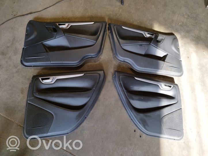 Volvo XC70 Kit garniture de panneaux intérieur de porte 