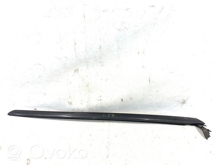 Citroen C4 I Priekinio stiklo apdaila 96563474XC