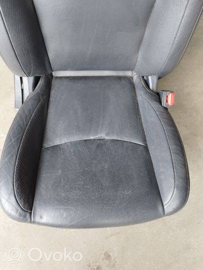 Peugeot 4007 Juego del asiento 