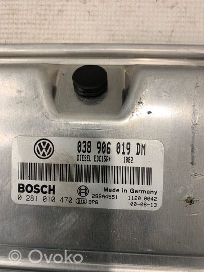 Volkswagen PASSAT B5 Sterownik / Moduł ECU 038906019DM