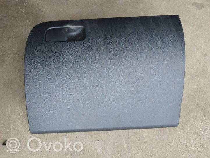 Skoda Octavia Mk3 (5E) Kit de boîte à gants 5E1857121