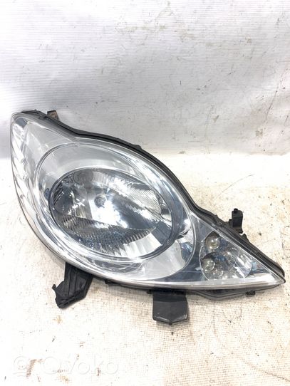 Peugeot 107 Lampa przednia 811100H030