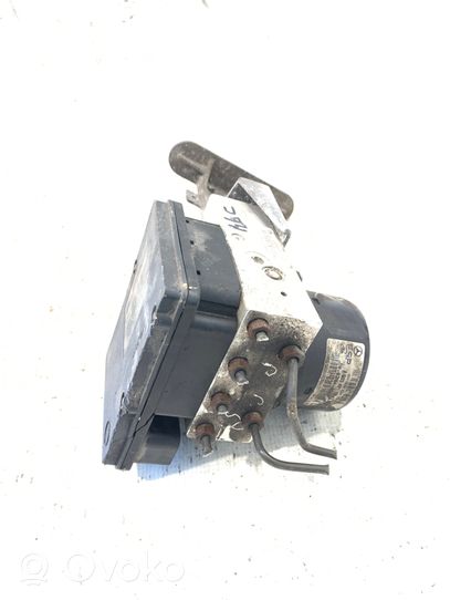 Mercedes-Benz C W203 ABS Pump A2095452532