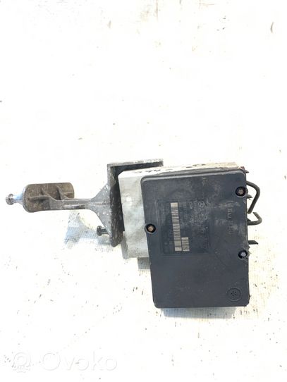 Mercedes-Benz C W203 ABS Pump A2095452532