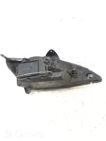 Ford Focus Lampa przednia 0374D