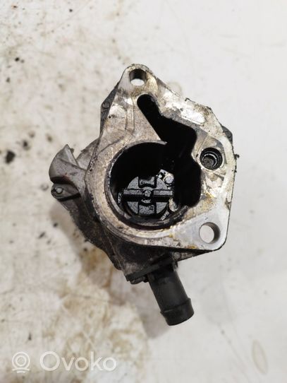 Nissan Qashqai Alipainepumppu 70067820300