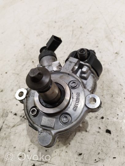 BMW 1 F20 F21 Polttoaineen ruiskutuksen suurpainepumppu 7823452