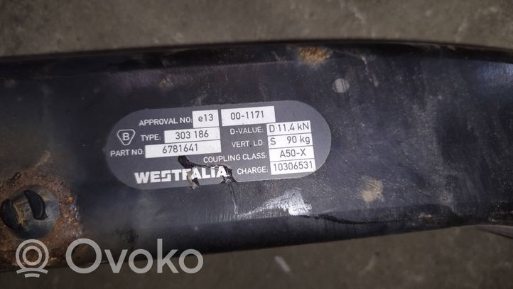 BMW 5 E60 E61 Комплект крюка 6781641