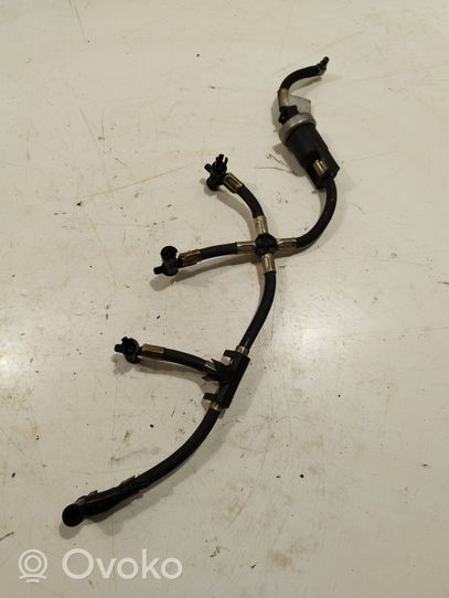 Toyota Auris 150 Fuel return line/hose 1007150111