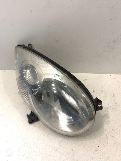 Citroen C1 Lampa przednia 89531365