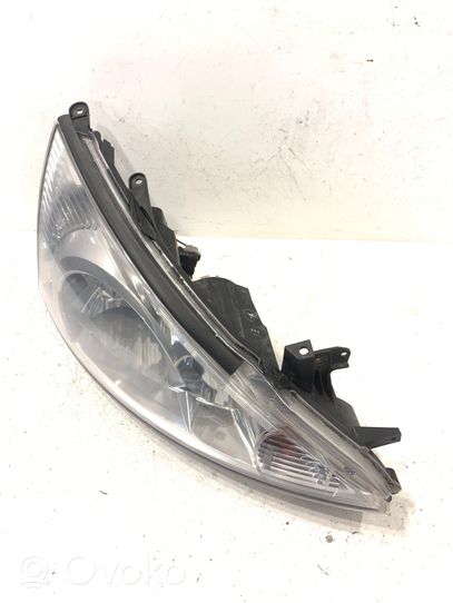 Mitsubishi Grandis Lampa przednia 10087642