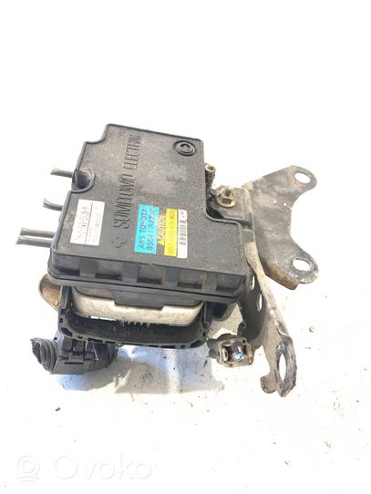 Toyota Yaris ABS Blokas 8954152230