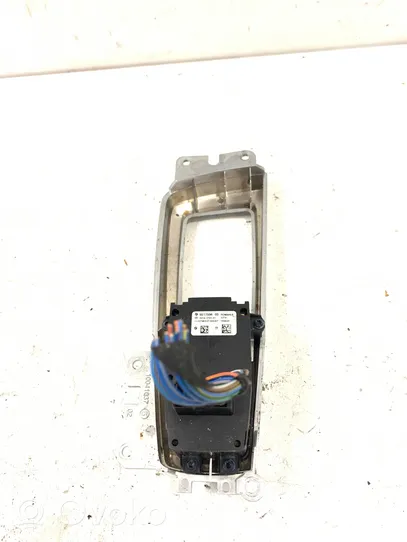 BMW 5 F10 F11 Hand parking brake switch 9217594