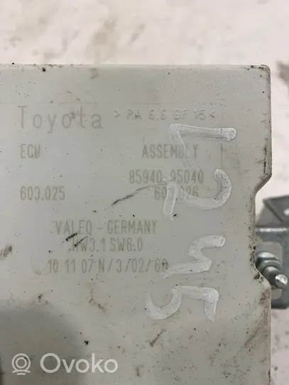 Toyota Avensis T250 Langų valytuvų rėlė 8594005040