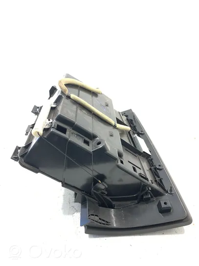 Volvo V70 Glove box 30676278