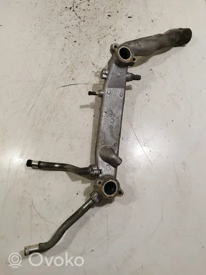 Subaru Legacy Tuyau de liquide de refroidissement moteur 