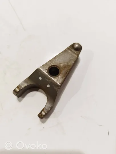 Toyota Avensis T270 Fuel Injector clamp holder 