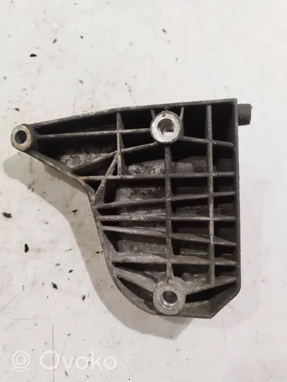 BMW 1 E81 E87 Supporto di montaggio della pompa del servosterzo 7794455