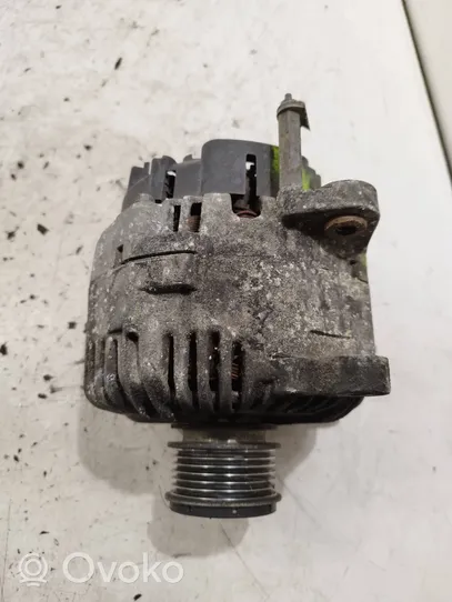 Volkswagen Golf V Generatore/alternatore 021903026L