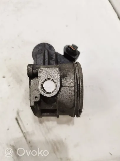 Volkswagen Touran I Throttle valve 03G128063