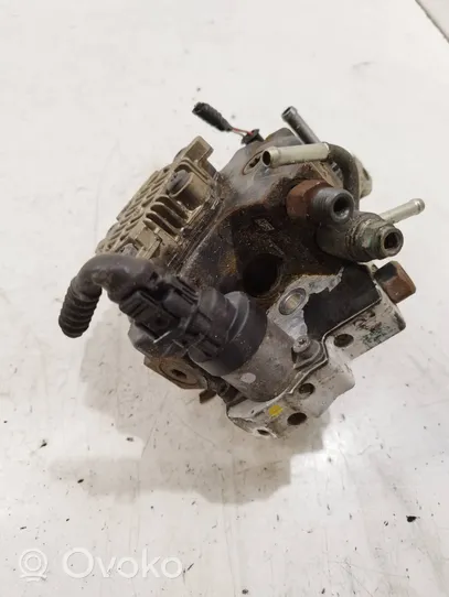 Toyota Verso-S Fuel injection high pressure pump 2210033050
