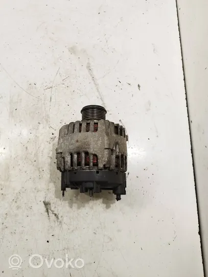 Volkswagen PASSAT B7 Alternator 03L903023B