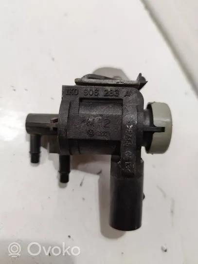 Volkswagen Golf V Solenoidinis vožtuvas 1K0906283A