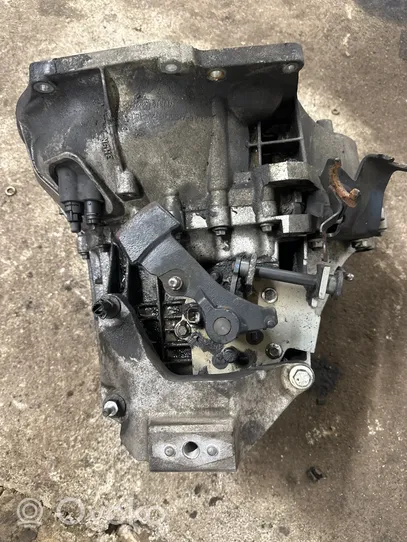 Volvo V70 Boîte de vitesses manuelle à 5 vitesses 9G9R7002EA