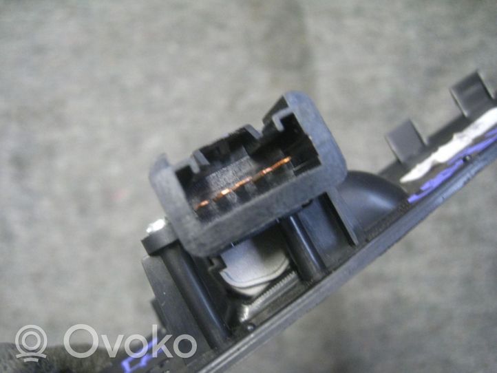 Honda CR-V Ramka przycisku otwierania szyby drzwi tylnych 