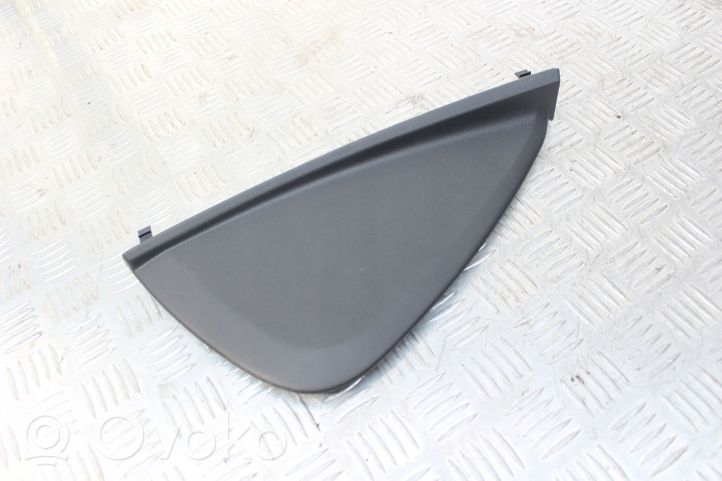 Seat Altea XL Отделочный щит панели (боковой) 5P0857086A