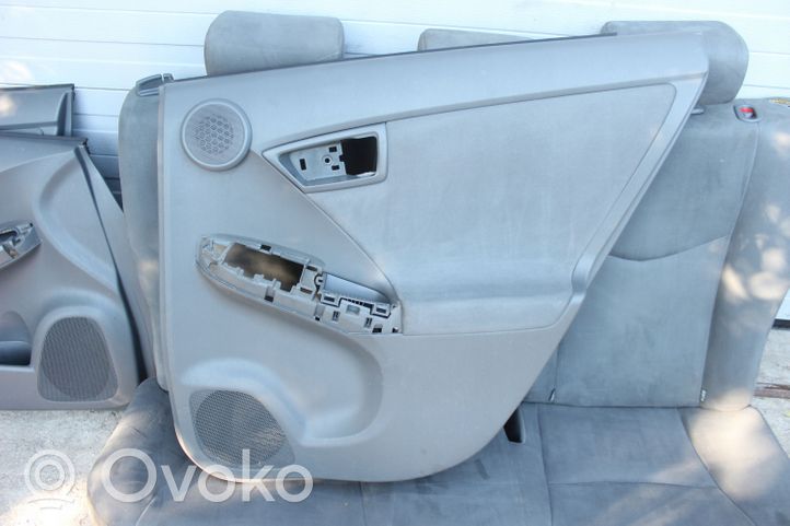 Toyota Prius (XW30) Set di rivestimento sedili e portiere 