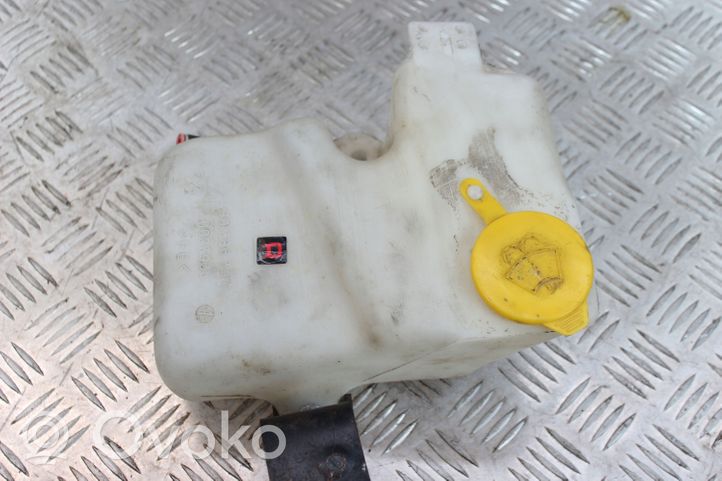 Mitsubishi 3000 GT Windshield washer fluid reservoir/tank 