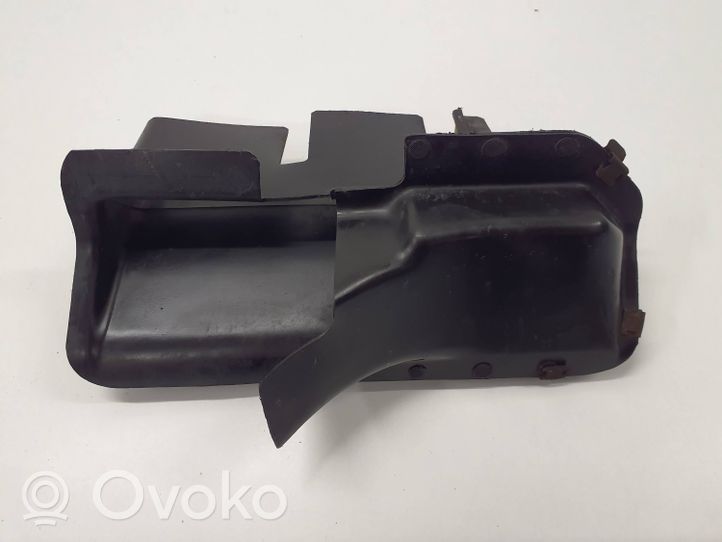 Audi V8 Cabin air duct channel 077133175