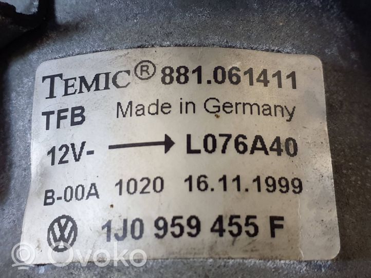 Audi V8 Elektryczny wentylator chłodnicy 1J0959455F