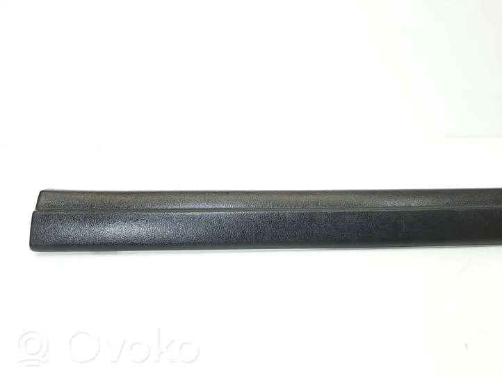 Honda Legend Moulure de porte avant SP1A000