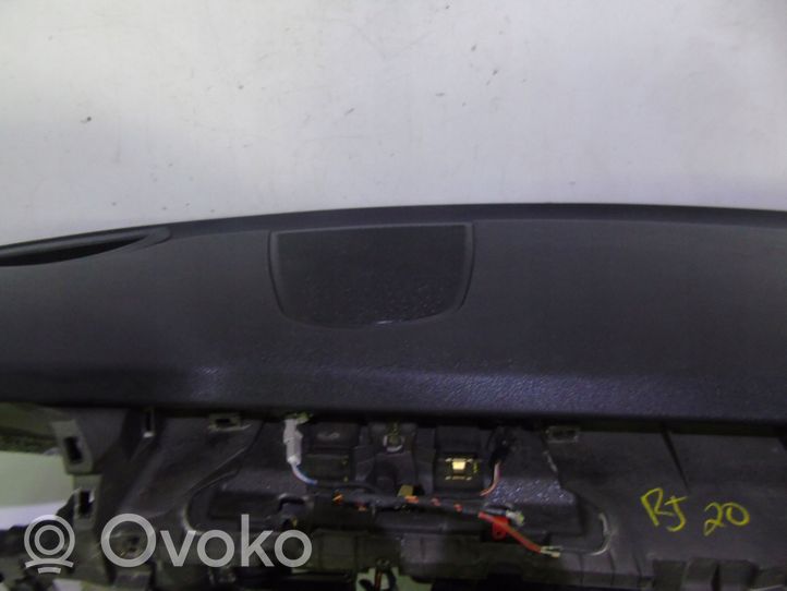 BMW X5 F15 Oro pagalvių komplektas su panele 