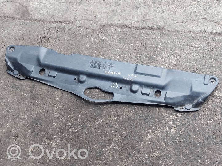 Toyota Corolla E120 E130 Dzinēja pārsega slēdzenes dekoratīvā apdare 5314702010b