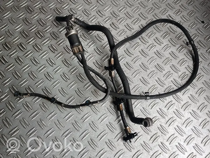 Audi A4 S4 B7 8E 8H Linea/tubo flessibile di ritorno del carburante 