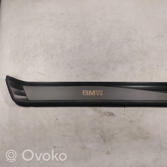 BMW 5 E60 E61 Rivestimento anteriore minigonna laterale 51477034303