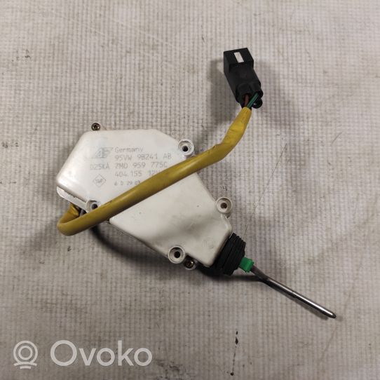 Volkswagen Sharan Motorino del tappo del serbatoio del carburante 7M0959775C