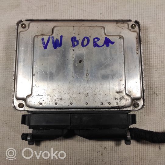 Volkswagen Bora Unité de commande, module ECU de moteur 038906012K