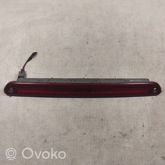 Volkswagen Crafter Luce d’arresto centrale/supplementare 2DA009511