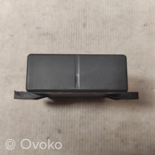 Mercedes-Benz Vito Viano W639 Oven keskuslukituksen ohjausyksikön moduuli 0165459232